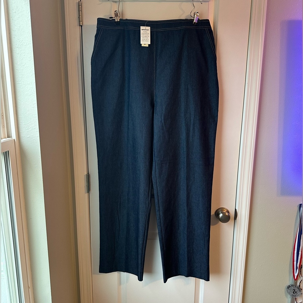 💙✨ Appraisal Plus Denim Look Straight Leg Pants Size 18 ✨💙